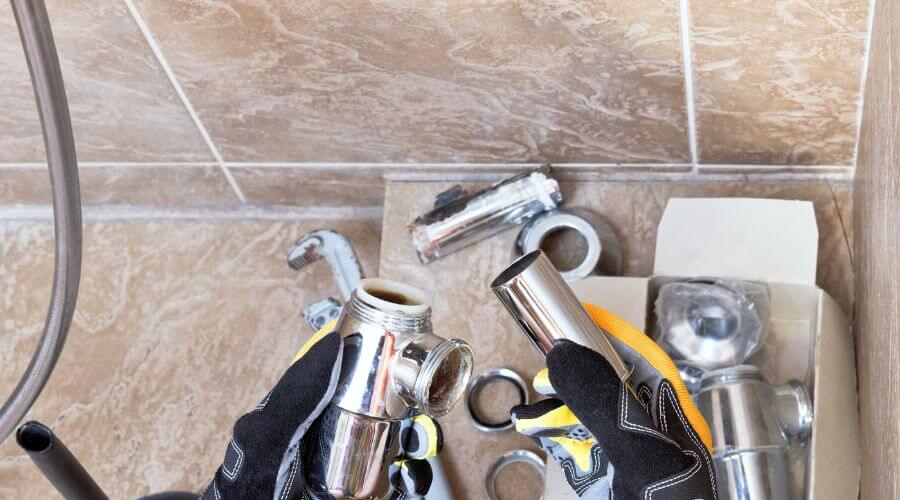 Professional gutter cleaning in Chatham, LA